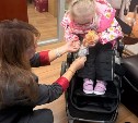 Прилетевшую на Сахалин девочку с ДЦП не взяли на реабилитацию из-за "сбоя"
