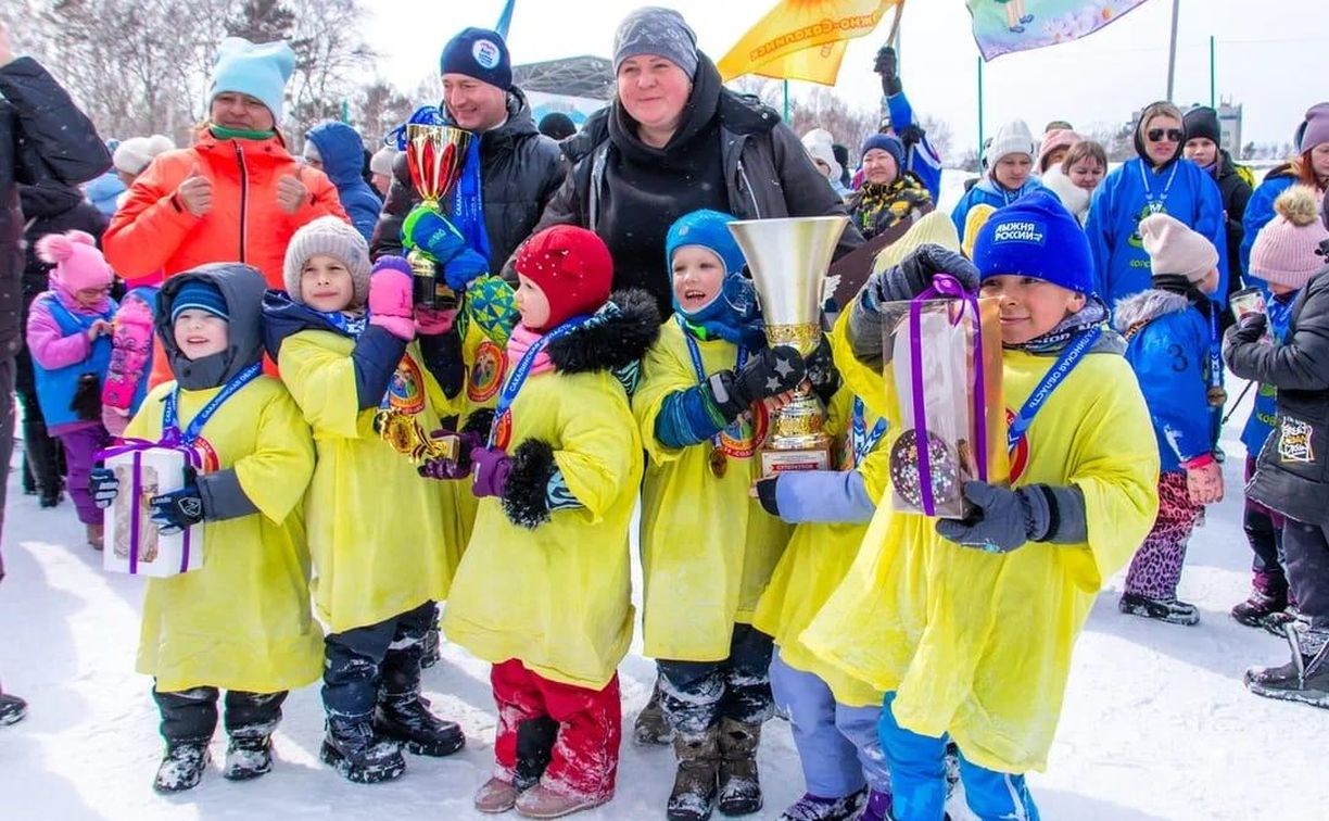 Суперкубок "Хоккея в валенках" выиграло южно-сахалинское "Солнышко"
