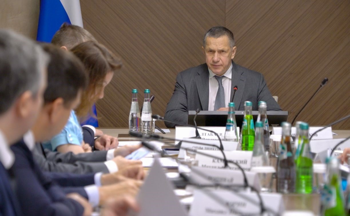 Юрий Трутнев: дноуглубительный флот для Северного морского пути будет создан
