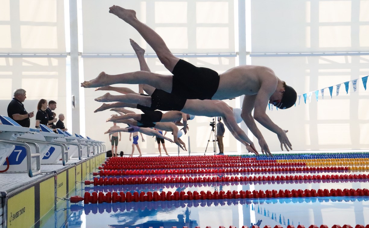 Чемпионат и первенство ДФО по плаванию стартовали на Сахалине