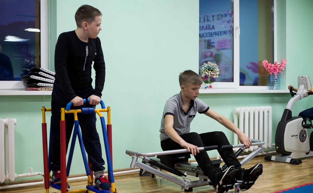 В отделении адаптивной физкультуры невельской спортшколы обновили инвентарь