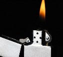 "Отбили прохожие": грабитель в Южно-Сахалинске отобрал у мужчины дорогую зажигалку
