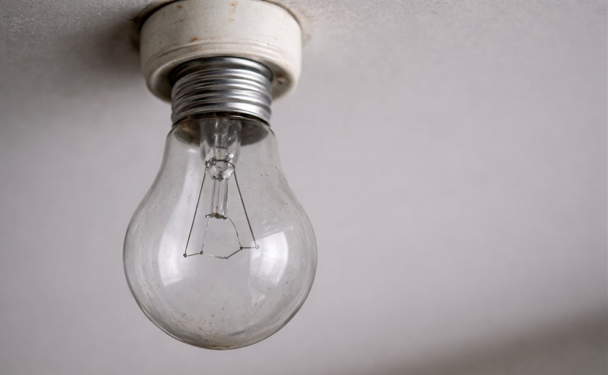 Гостиница, вольер для бездомных животных и водозаборы останутся без света из-за аварии на ДЭС "Китовая"