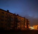Электроснабжение на Сахалине восстановили, за исключением одного района и нескольких микрорайонов 