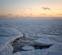 Выходить на лед в заливе Мордвинова опасно