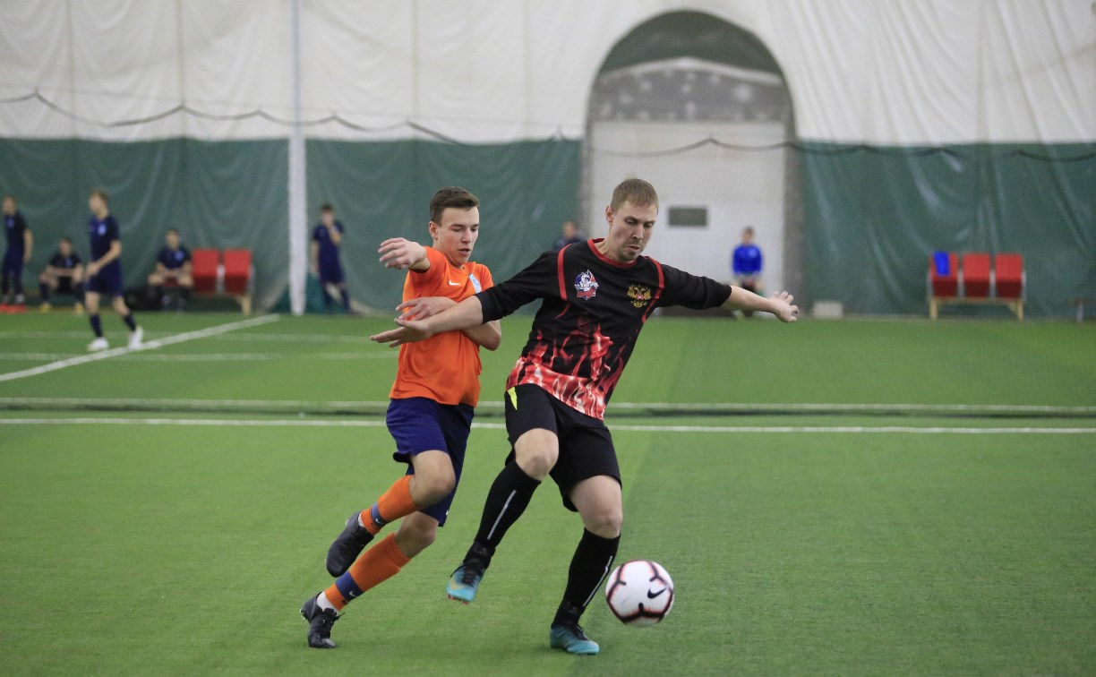 Сражения третьего тура «Ночной футбольной лиги» прошли в Южно-Сахалинске