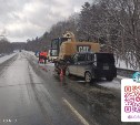 На Сахалине Tank атаковал экскаватор