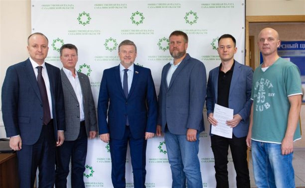 На Сахалине пять из восьми кандидатов в Госдуму подписали соглашение за честные выборы