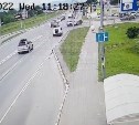 "Сделал сальто": появилось видео столкновения трёх авто в Южно-Сахалинске