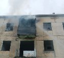Пустующая квартира загорелась в доме в Углегорске