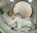 Для детской больницы на Сахалине закупили реанимобиль и барокамеру