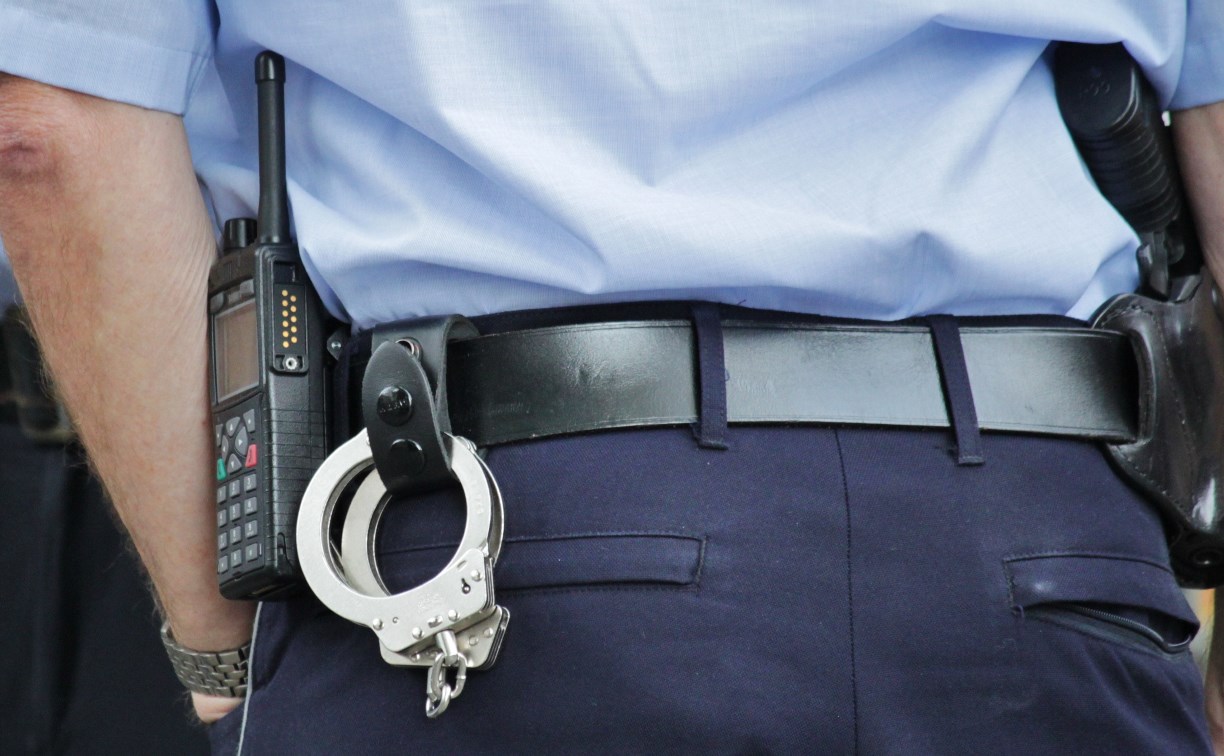 "Полицейский" заставил сахалинца взять кредит на 420 тысяч рублей 