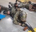 Инструкторы с боевым опытом научат сахалинцев стрелять, двигаться и латать раны