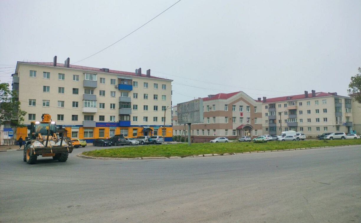 В Холмске в районе гастронома появится Т-образный перекрёсток