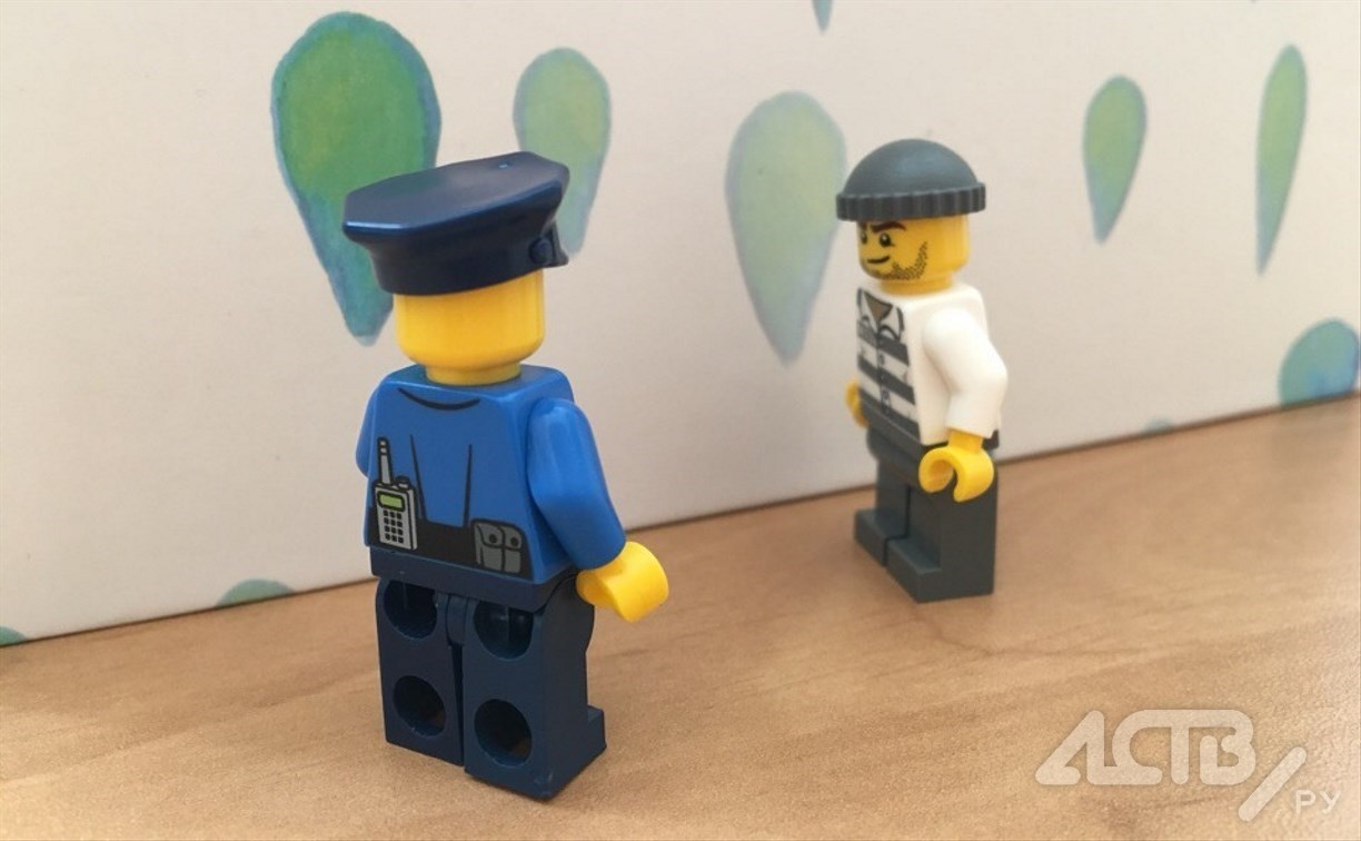 Наркоагроном из Троицкого выращивал коноплю и прикарманил чужой сотовый