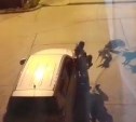"Отпинывались ногами": стая агрессивных собак в Невельске атаковала женщину с ребёнком