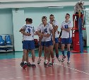 Открытый осенний турнир по волейболу среди мужских команд прошел в Южно-Сахалинске