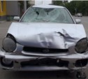 Иномарка, сбив пешехода в Южно-Сахалинске, врезалась в дом (ВИДЕО)