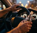 Пьяных водителей поймали на Сахалине: у одного отобрали самосвал, у другой — иномарку