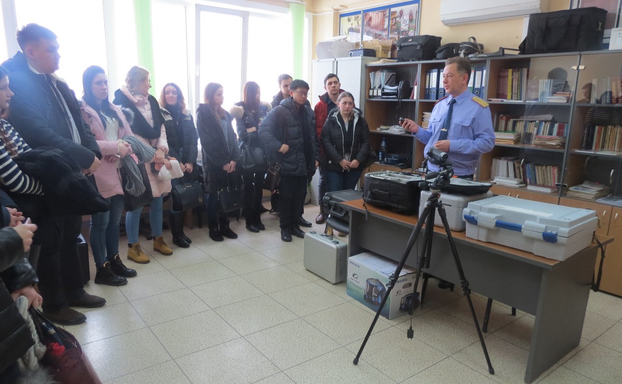 День открытых дверей для студентов прошел в сахалинском следственном управлении