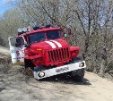 Автоцистерна завязла на пути к пожару в Южно-Сахалинске