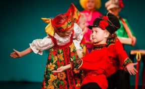 Роль в масштабном спектакле сыграли 140 дошкольников из Южно-Сахалинска