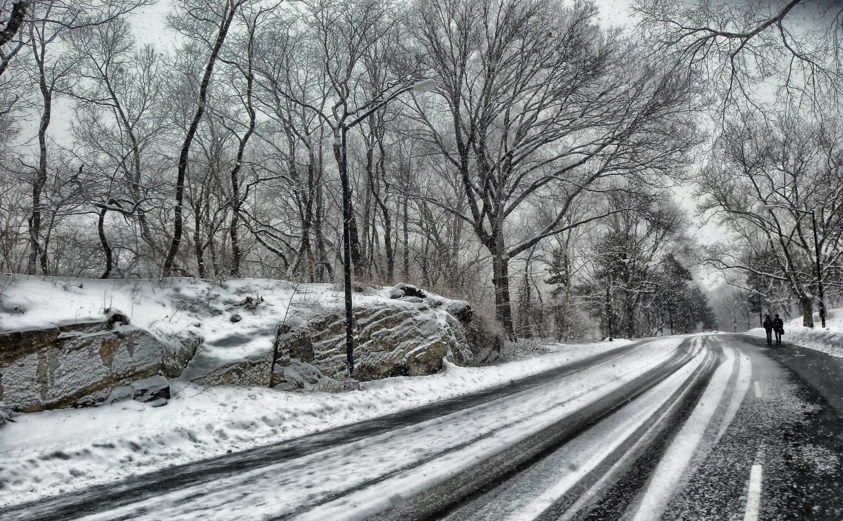Все дороги открыли на Сахалине после метели