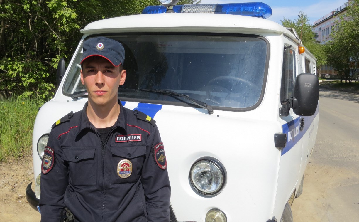 На Сахалине полицейский спас молодую мать от самоубийства