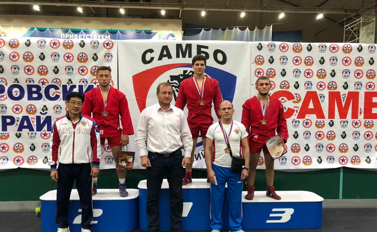 Сахалинец Владислав Ким завоевал серебро на всероссийском турнире по самбо