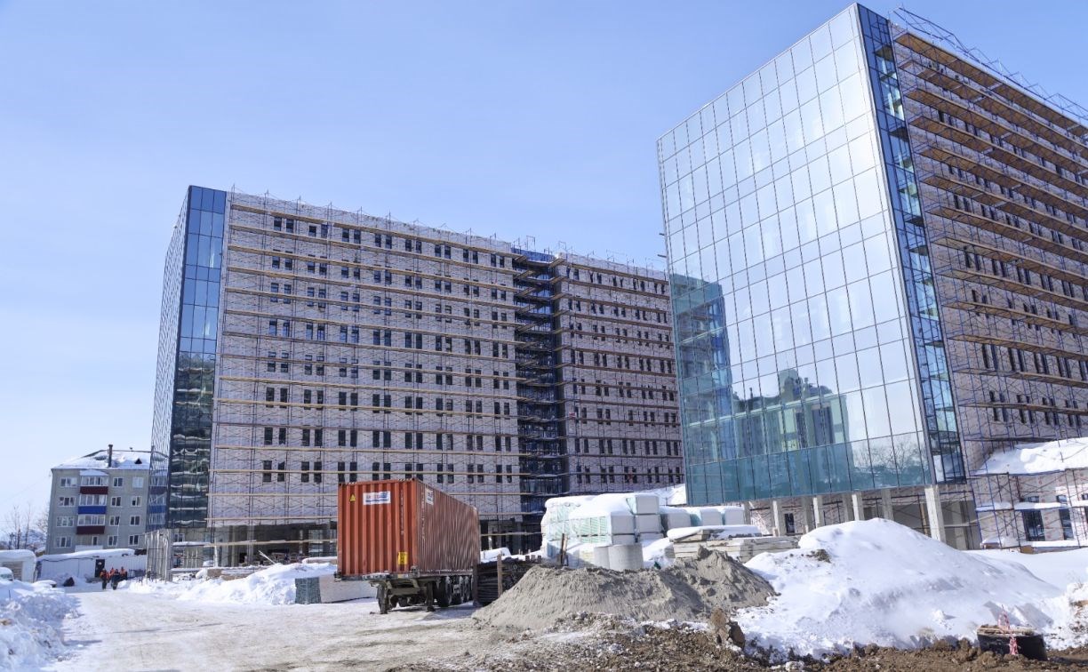 В студгородке СахалинТех обустроят резиденцию писателей и детский сад