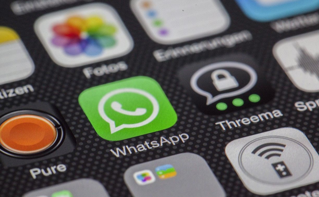 Сахалинец наказал участников WhatsApp-группы за пьяные голосовые сообщения