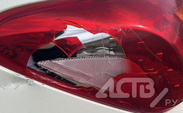 Длинномер в Южно-Сахалинске столкнулся с Nissan Murano - поиск очевидцев 