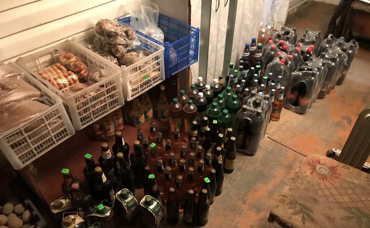 Более 140 бутылок с нелегальным алкоголем изъяли в Березняках 