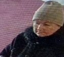 Полиция ищет сахалинку, купившую сувениры и товары в церковной лавке на чужие деньги
