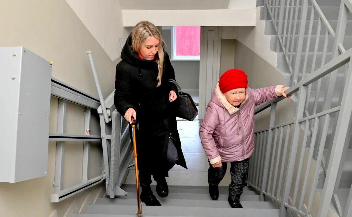 60 семей из Углегорска получили ключи от новых квартир взамен аварийных