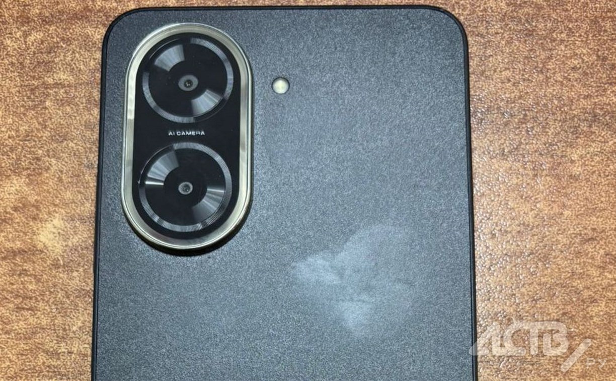 Владельцев потерянного телефона ищут в Южно-Сахалинске