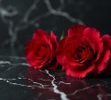 Мёртвого мужчину обнаружили в квартире в Невельске