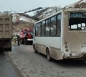 Следователи завели уголовное дело по факту смерти сахалинца в ДТП с пассажирским автобусом 