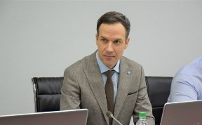 Политика и экономика
