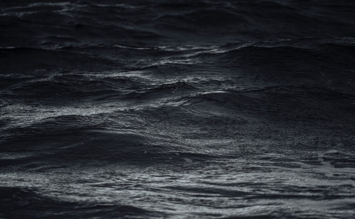 Четырёхметровые волны могут обрушиться на побережье Сахалина — предупреждение МЧС