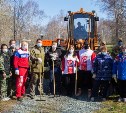 Сахалинцы привели в порядок могилы ветеранов в преддверии Дня Победы