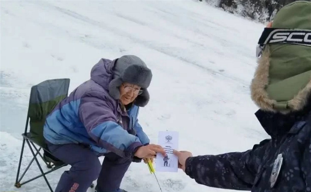 Сахалинские рыбаки заплатят государству 29 000 рублей за легкомысленное отношение к законам