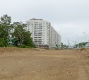 Продление улицы Горького в Южно-Сахалинске: готовность мостового перехода через реку Еланьку достигла 55%