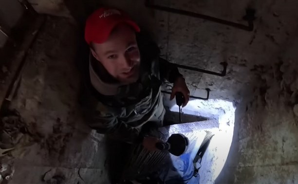 Блогеры в Южно-Сахалинске обнаружили тайный бункер под землей с множеством комнат