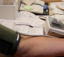 Сто пациентов в Смирныховском районе испытывают GSM-тонометры