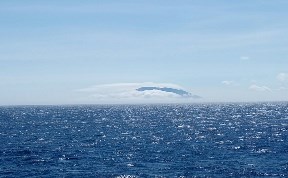 Ученые продолжают изучать самый загадочный остров Курил