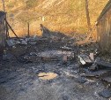 Три гаража сгорели в Углегорске