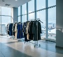 Модный приговор по-сахалински: мужчина вынес из торгового центра женскую одежду