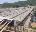 Ремонт моста через реку Новоселку в Томаринском районе завершат в 2026 году: что уже сделано 
