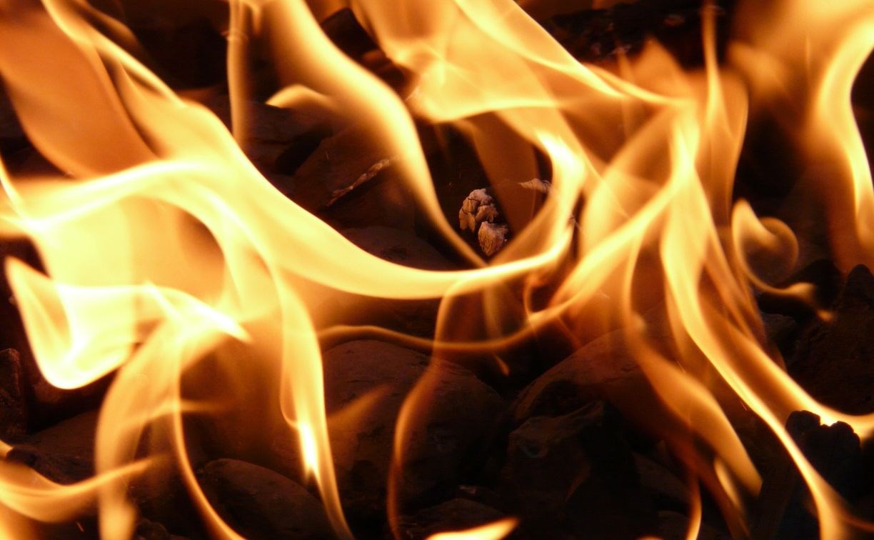 Частная баня горела в Смирныховском районе